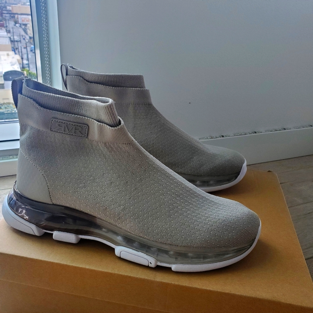 Stone bubble sole knitted sock trainers